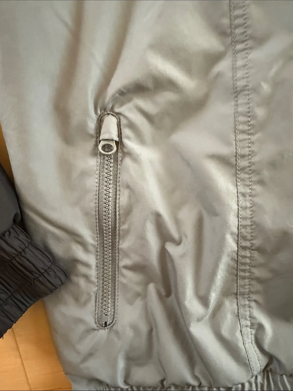 NIKE KIDS’ SPORTSWEAR WINDRUNNER HOODED REPEL JACKET MESCH LINING POCKETS MEDIUM